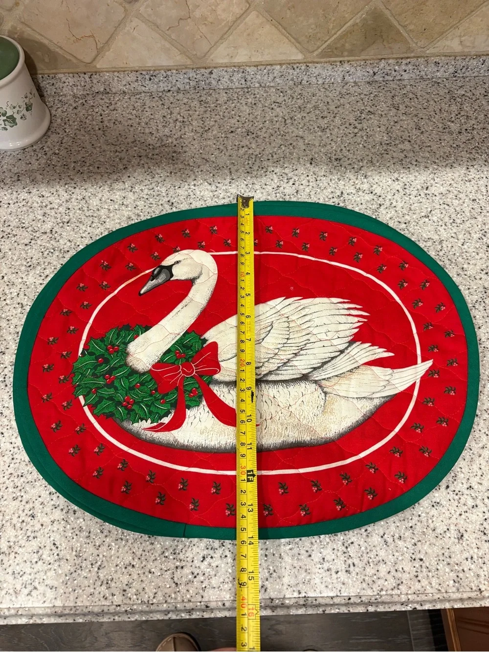 Vintage 1980s handmade quilted oval Christmas placemat white swan & Tree Skirt